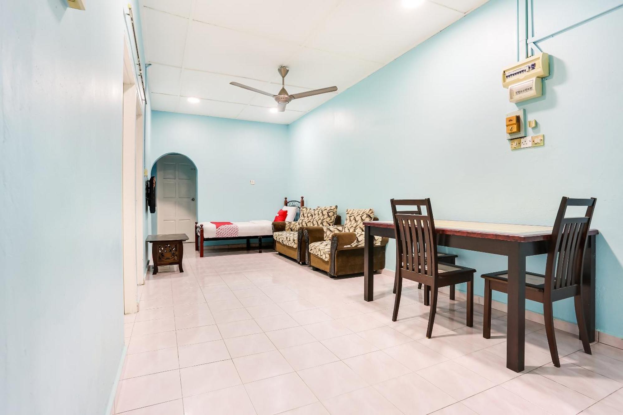 Oyo 44094 Bangi Lanai Hotel מראה חיצוני תמונה