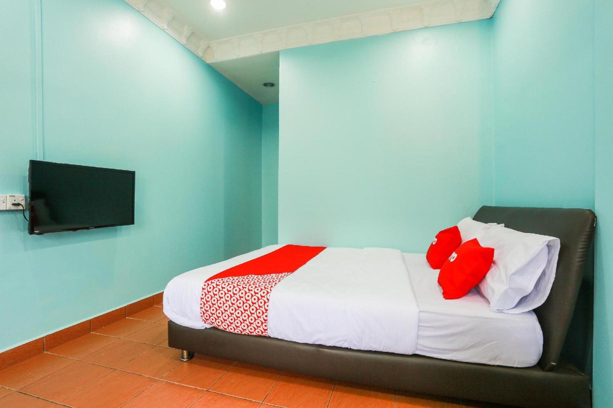 Oyo 44094 Bangi Lanai Hotel מראה חיצוני תמונה