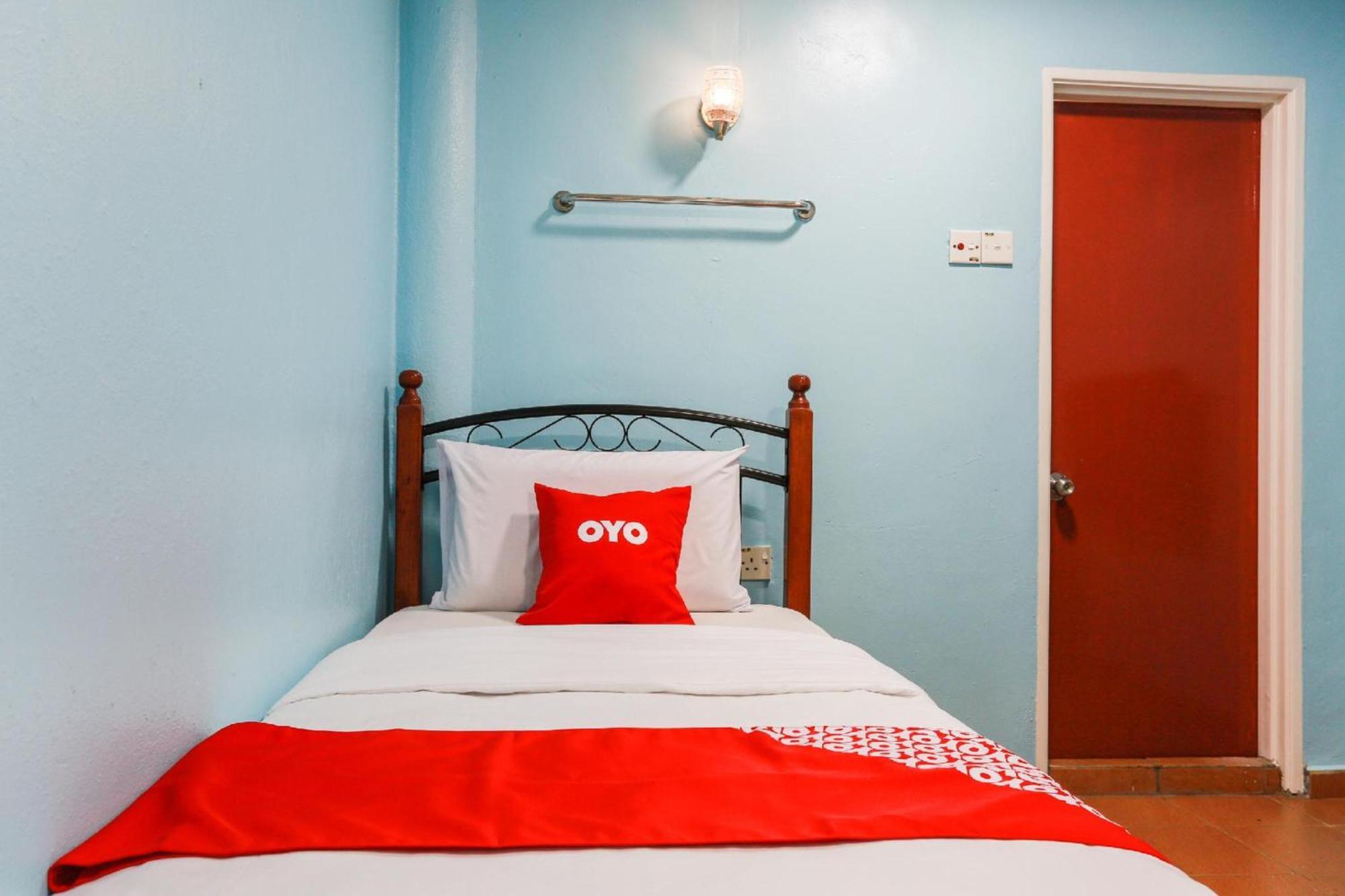 Oyo 44094 Bangi Lanai Hotel מראה חיצוני תמונה