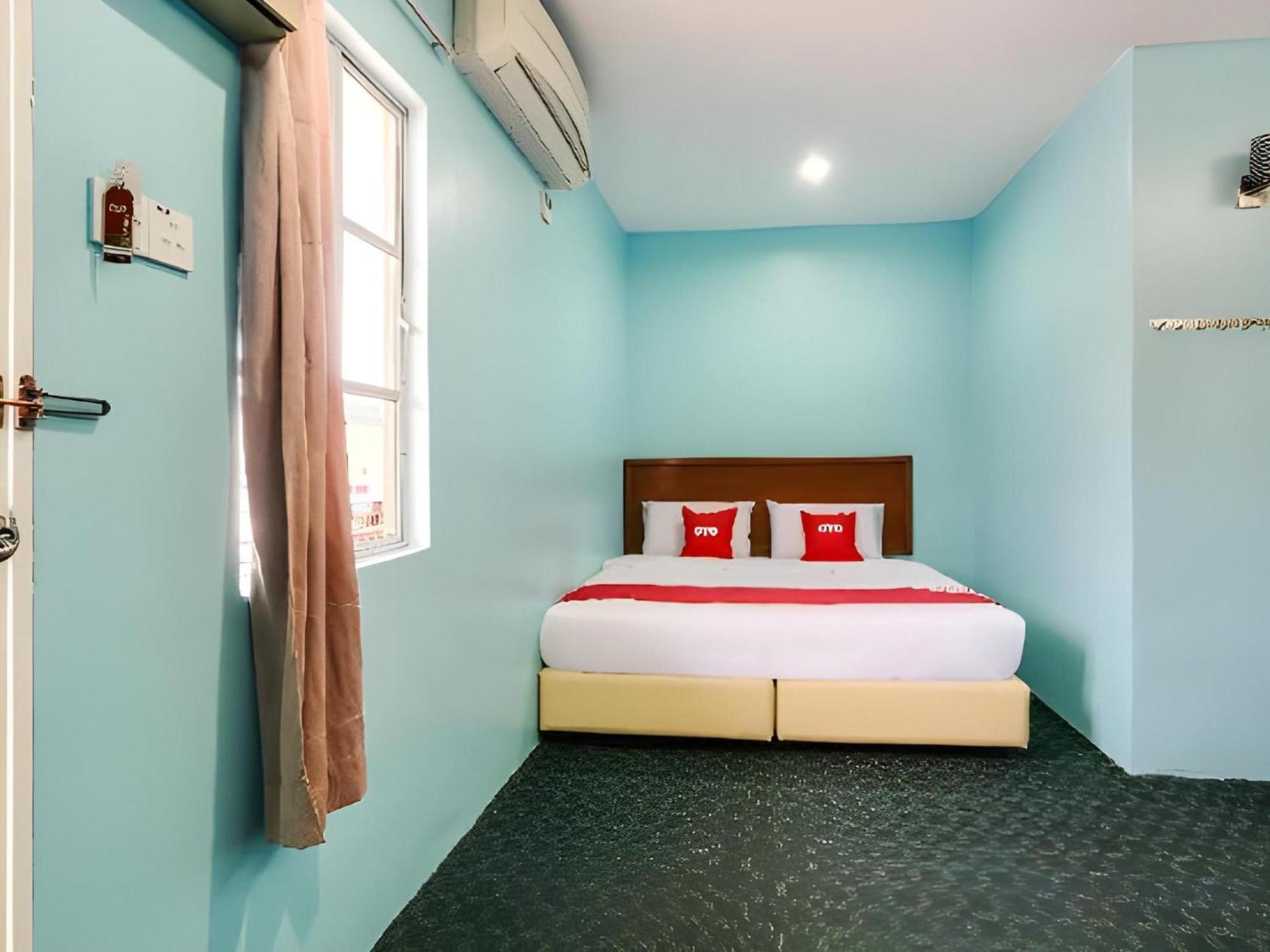 Oyo 44094 Bangi Lanai Hotel מראה חיצוני תמונה