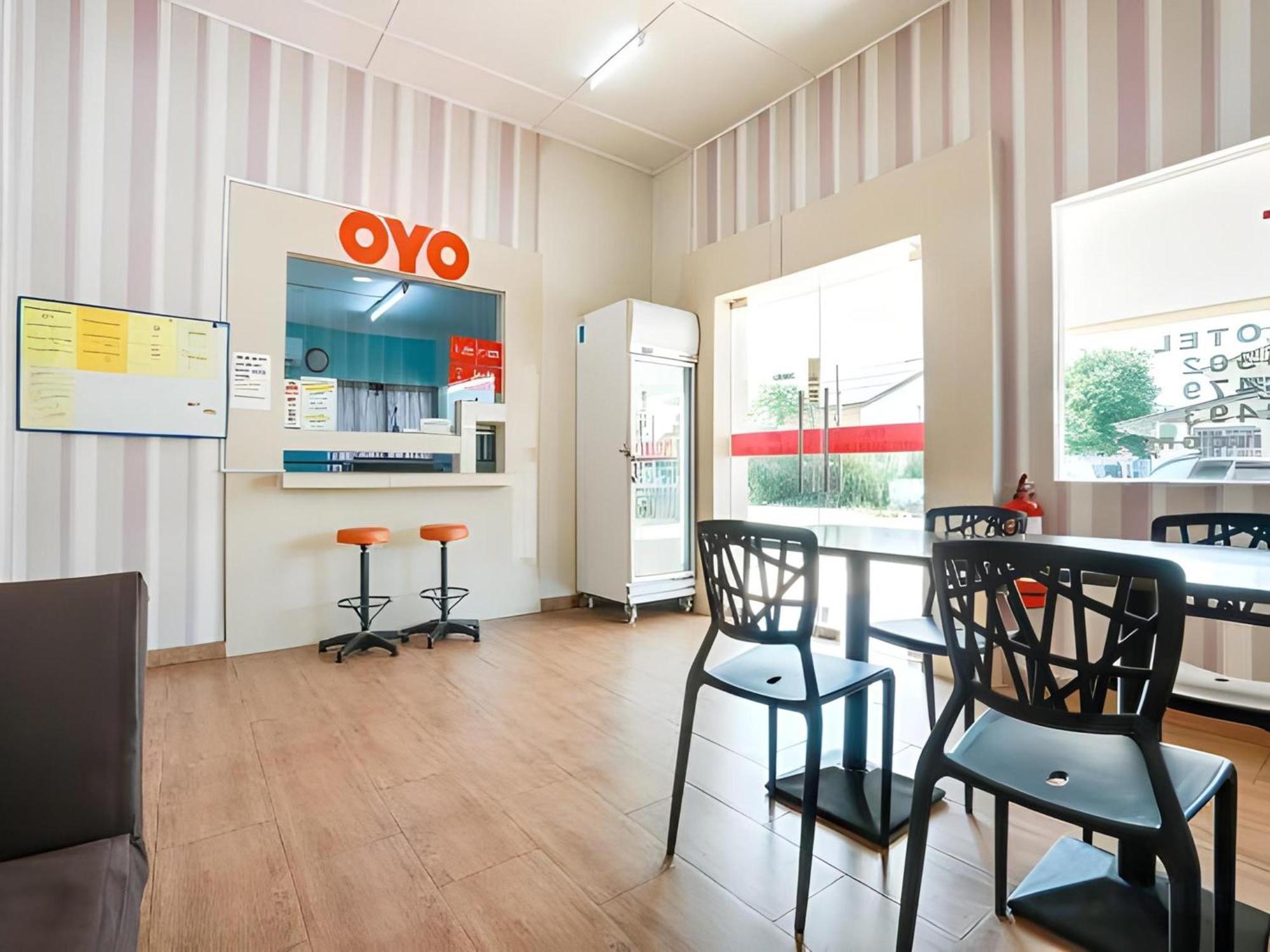 Oyo 44094 Bangi Lanai Hotel מראה חיצוני תמונה