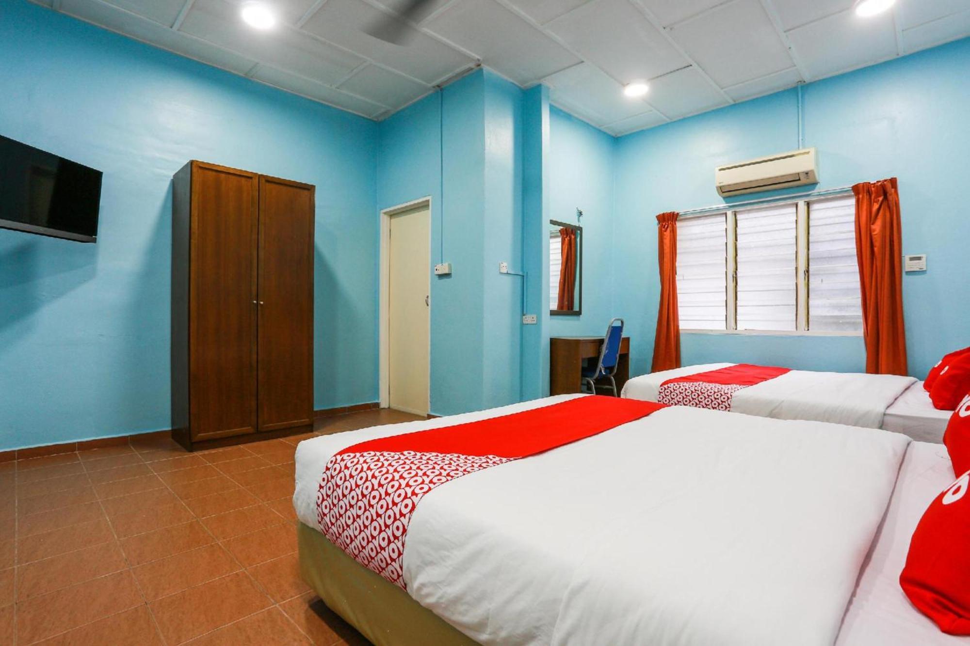 Oyo 44094 Bangi Lanai Hotel מראה חיצוני תמונה